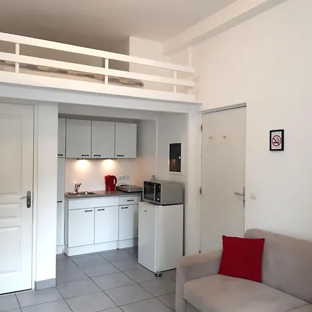 Apartment For 2 Persons Cannes
